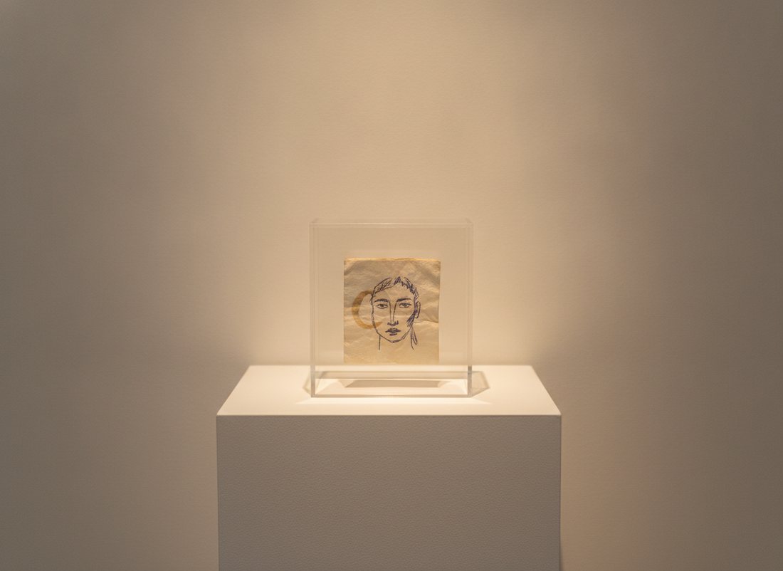 Napkin (Peer to the Ceiling) &ndash; museum documentation